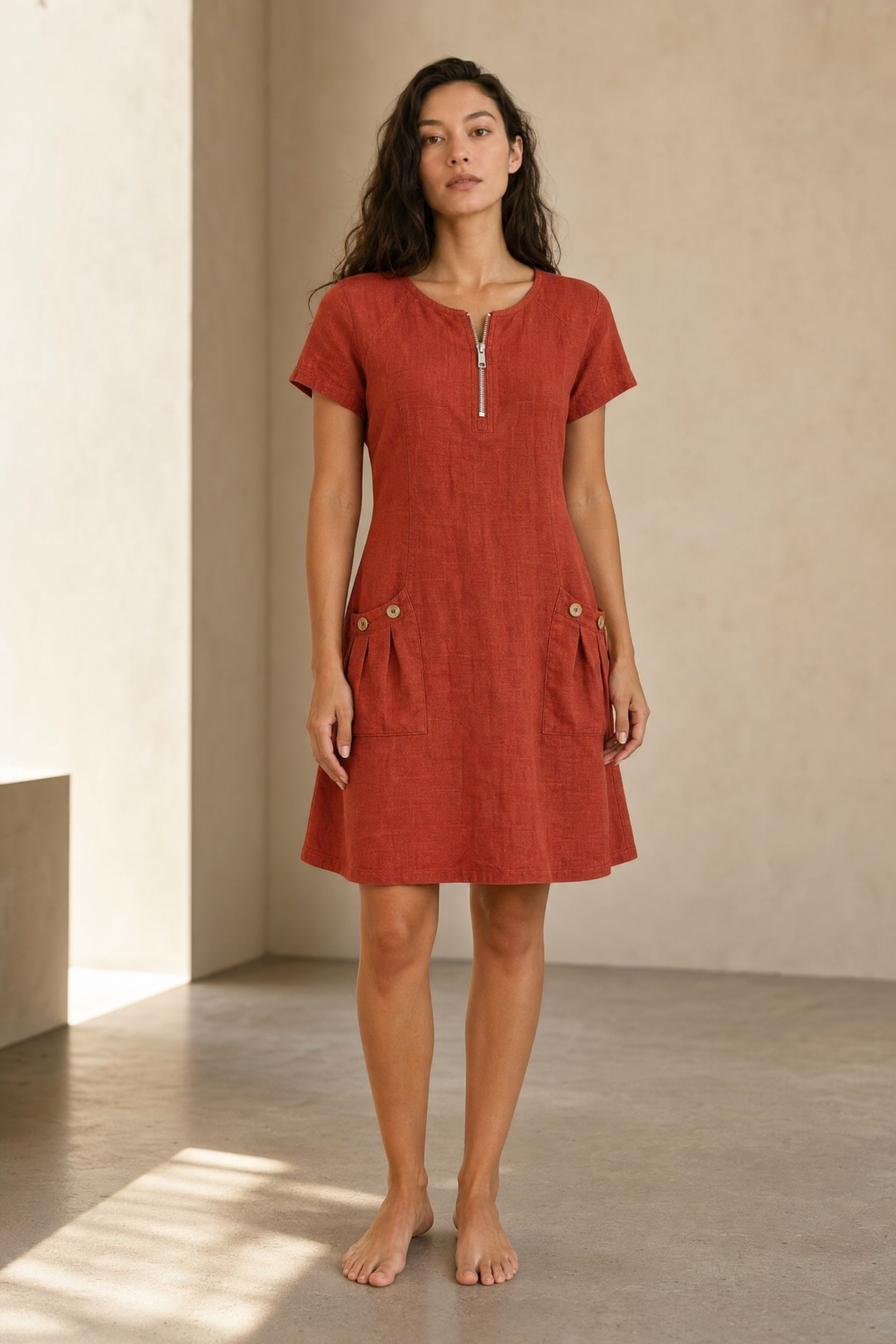 Mila elegante midi jurk in Terracotta — vooraanzicht