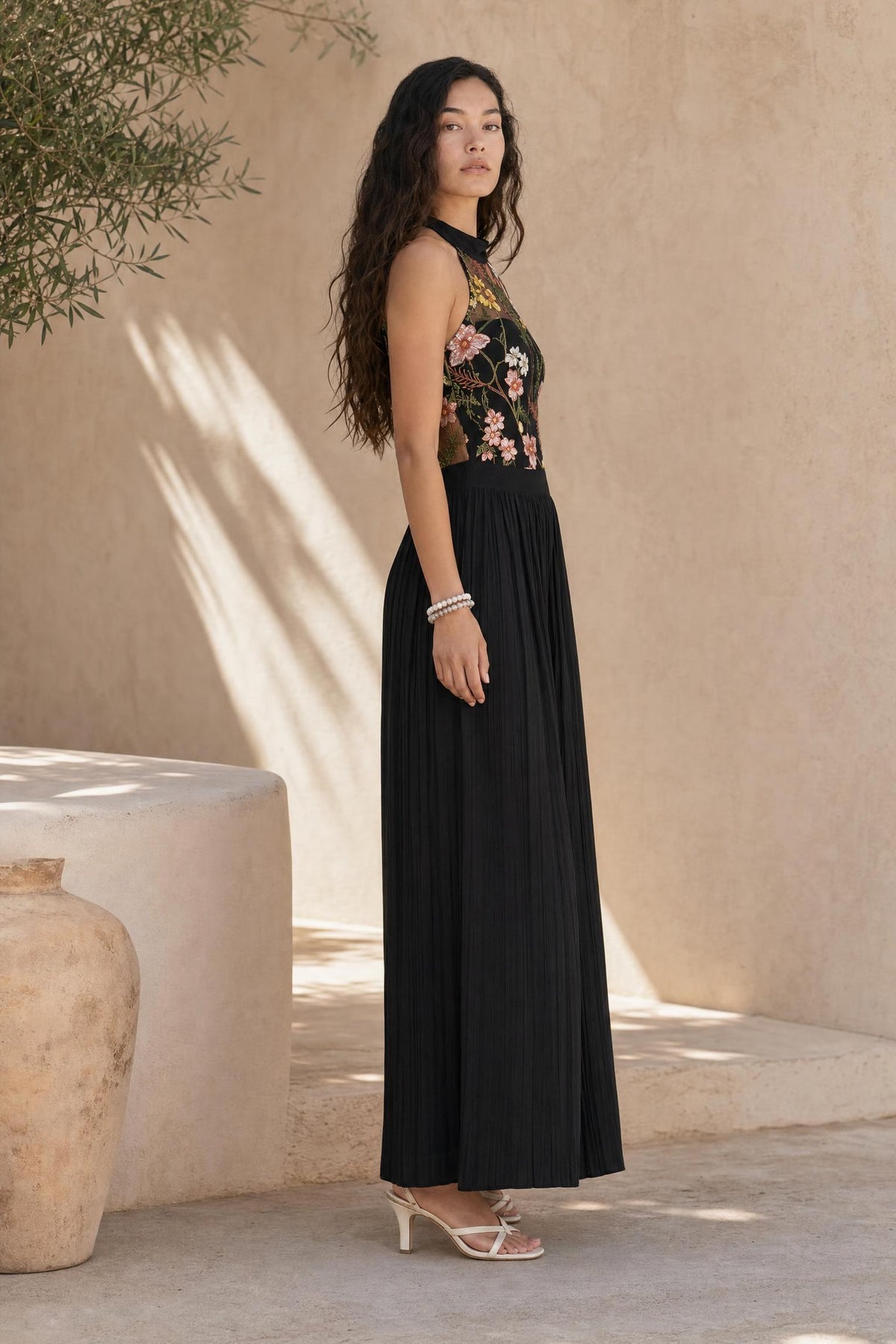 Fleur - Sleeveless Lace Jumpsuit